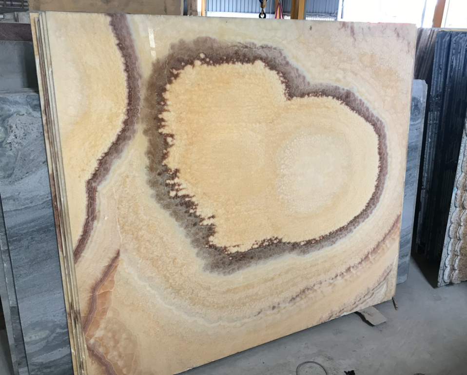 Tranh Yellow Onyx Trái Tim